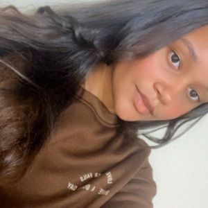 Meet your Posher, Lizbeth